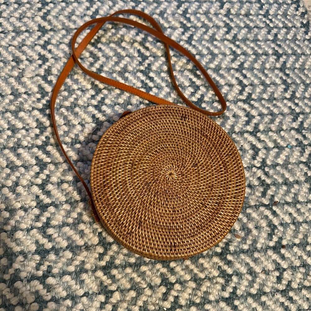 Elegant Woven Brown Crossbody Bag